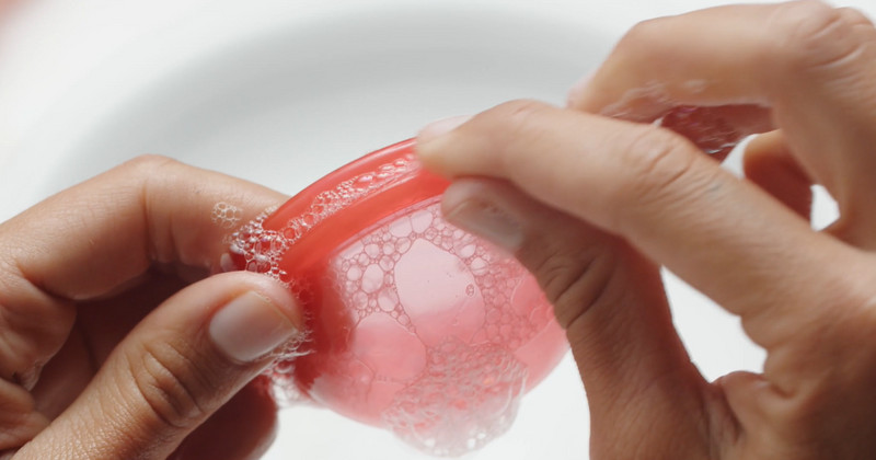 Disco Menstrual Yuper: O Único 100% Reciclável do Mundo que Permite Relações Sexuais.